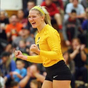 Meet your Posher, Chrystal