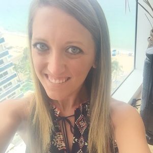 Meet your Posher, Desiree