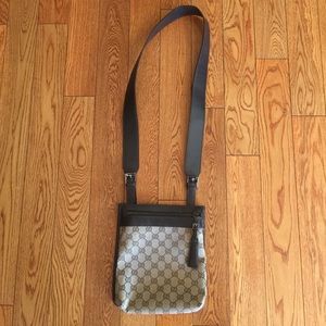 Gucci Messenger bag