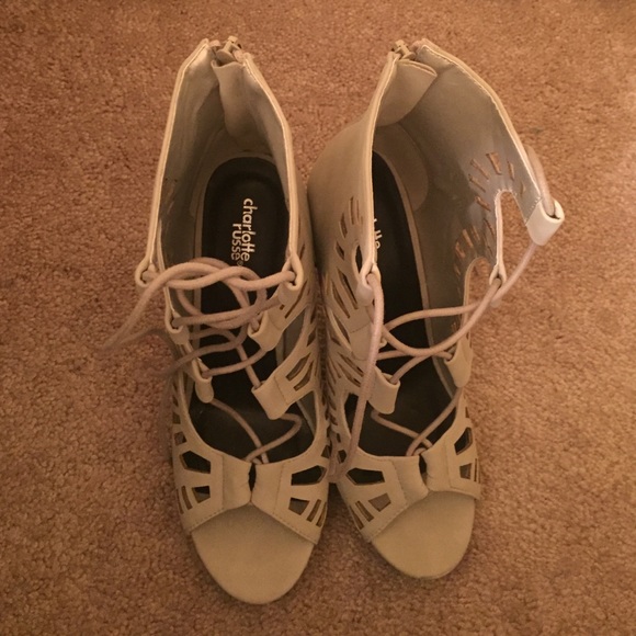 NEVER WORN
