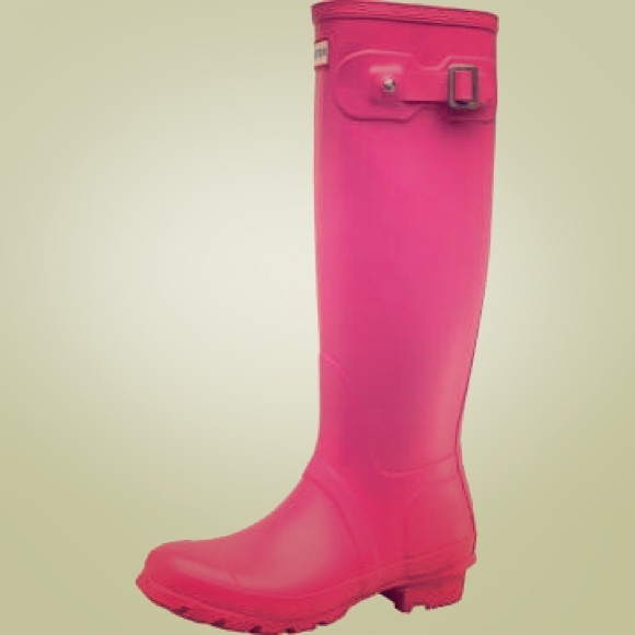 Original pink tall hunter boots worn once.