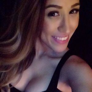 Meet your Posher, Desiree