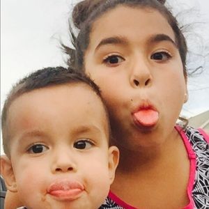 Meet your Posher, Yesenia