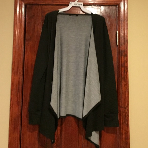 Sweaters - Fashion cardigan gray and black