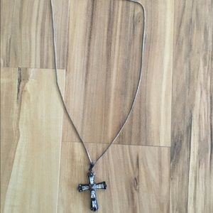 Women's small cross necklace!