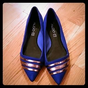 Aldo Suede Flats *Size 6*