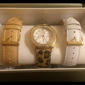 Guess watch- 3 interchangeable wristbands