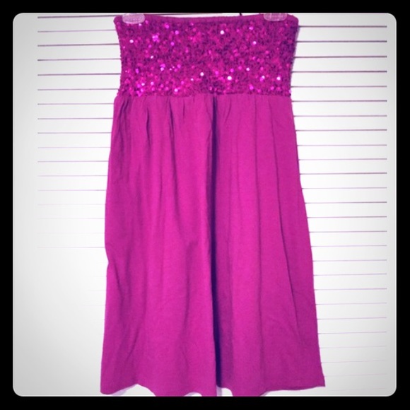 VS flirty fuschia strapless minidress