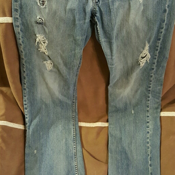American Eagle Distressed