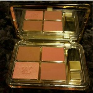 All over face compact