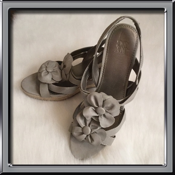 NY&Co Light Grey Wedge Heel