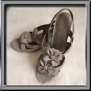 NY&Co Light Grey Wedge Heel
