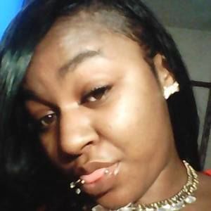 Meet your Posher, Deangela