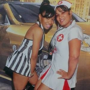 Meet your Posher, Leslie