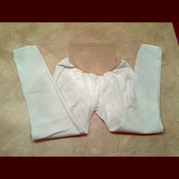 Jessica Simpson Maternity Pants