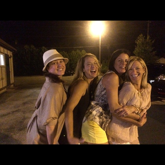 Meet your Posher, Lisa