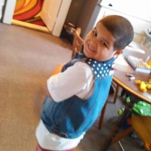 Meet your Posher, Mikele