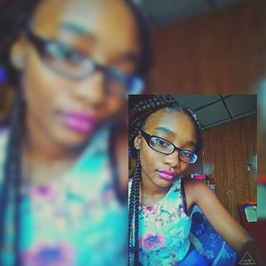 Meet your Posher, Amira