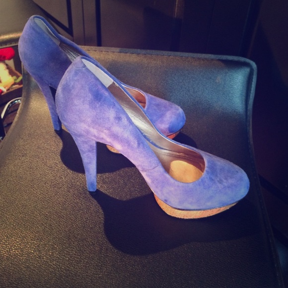 Bcbg blue suede pumps size 7