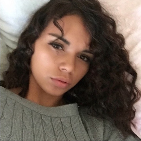 Meet your Posher, Elizabeth - Picture 1 of 1