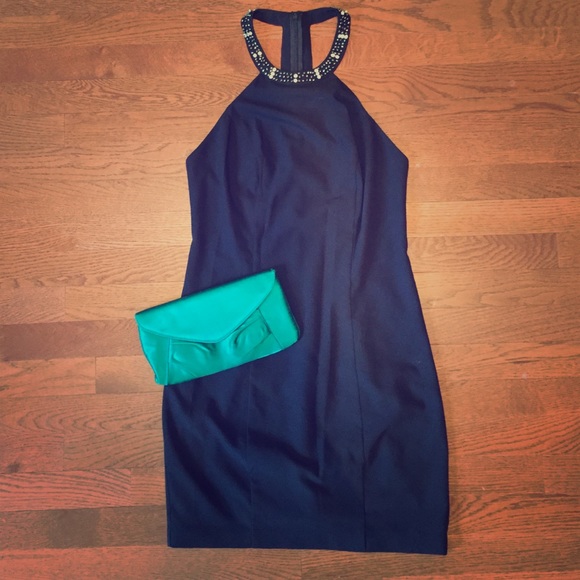 Guess Dresses & Skirts - Sexy black dress