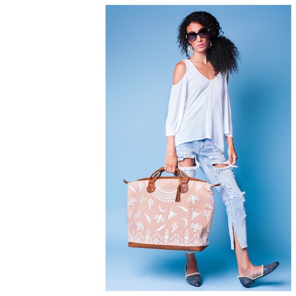 SOLD ON AKZNYC - Picture 3 of 3