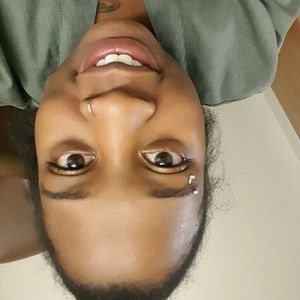 Meet your Posher, Fatima