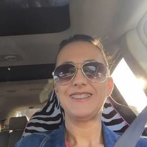 Meet your Posher, Candi