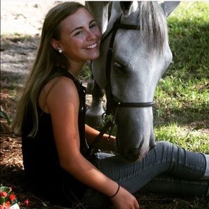 Meet your Posher, Anna lane