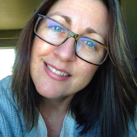 Meet your Posher, Mechelle