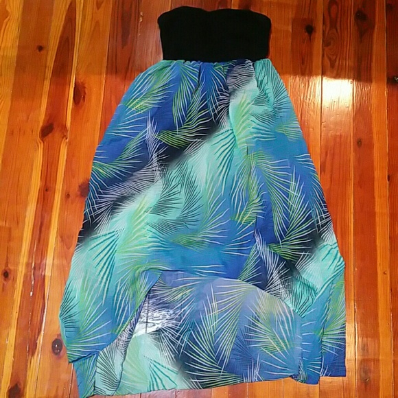 Bundle, strapless dress & bathing suit cover up