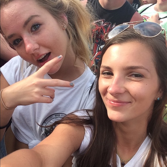 Meet your Posher, Sophie - Picture 3 of 4