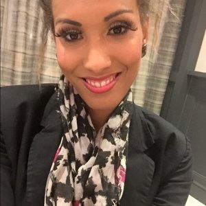 Meet your Posher, Karissa