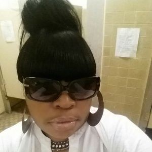 Meet your Posher, Sophia