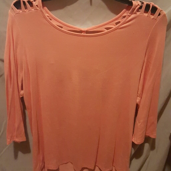 HI low hem shirt