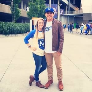 Meet your Posher, Casey