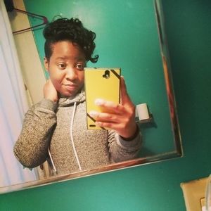 Meet your Posher, Donnyce