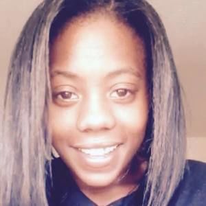 Meet your Posher, Mara