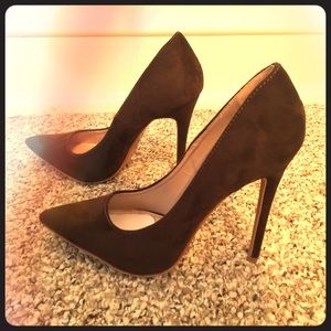 ✨Brown Suede Pumps✨