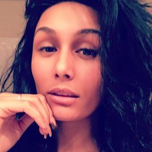 Meet your Posher, Felisha