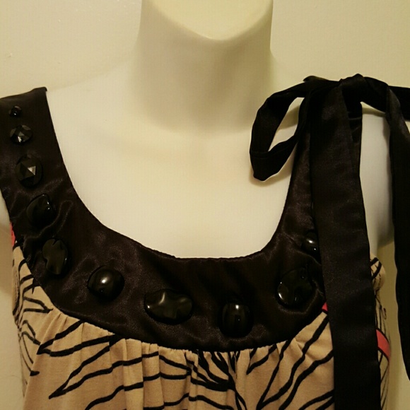 Floral top - Picture 2 of 4