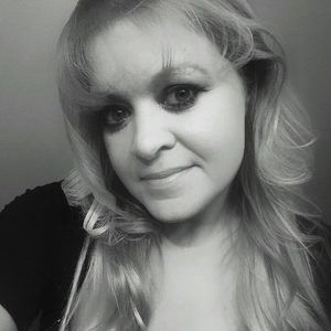 Meet your Posher, Connie