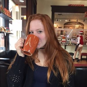 Meet your Posher, Samantha