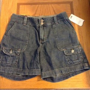 Lee denim shorts size 6