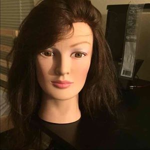 TIGI professional mannequin head.