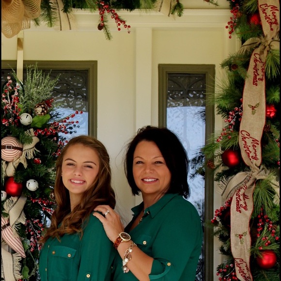 Meet your Posher, Kelly - Picture 2 of 2