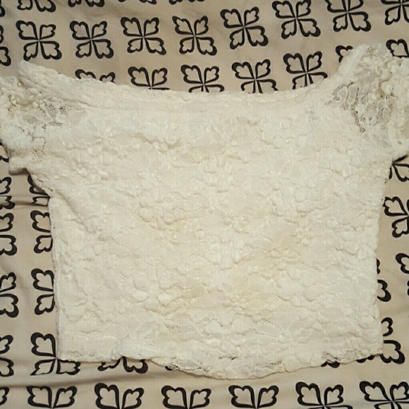 Hollister lace crop top