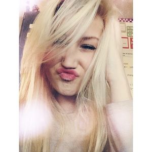 Meet your Posher, Aubrey