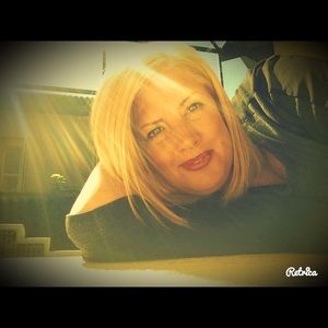 Meet your Posher, Dawn