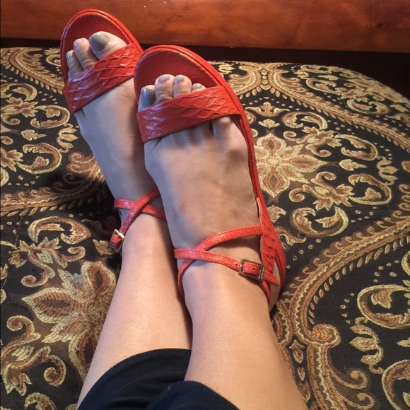 🎉🎉🎉MICHAEL KORS KAYLEE Sandal - Picture 4 of 4